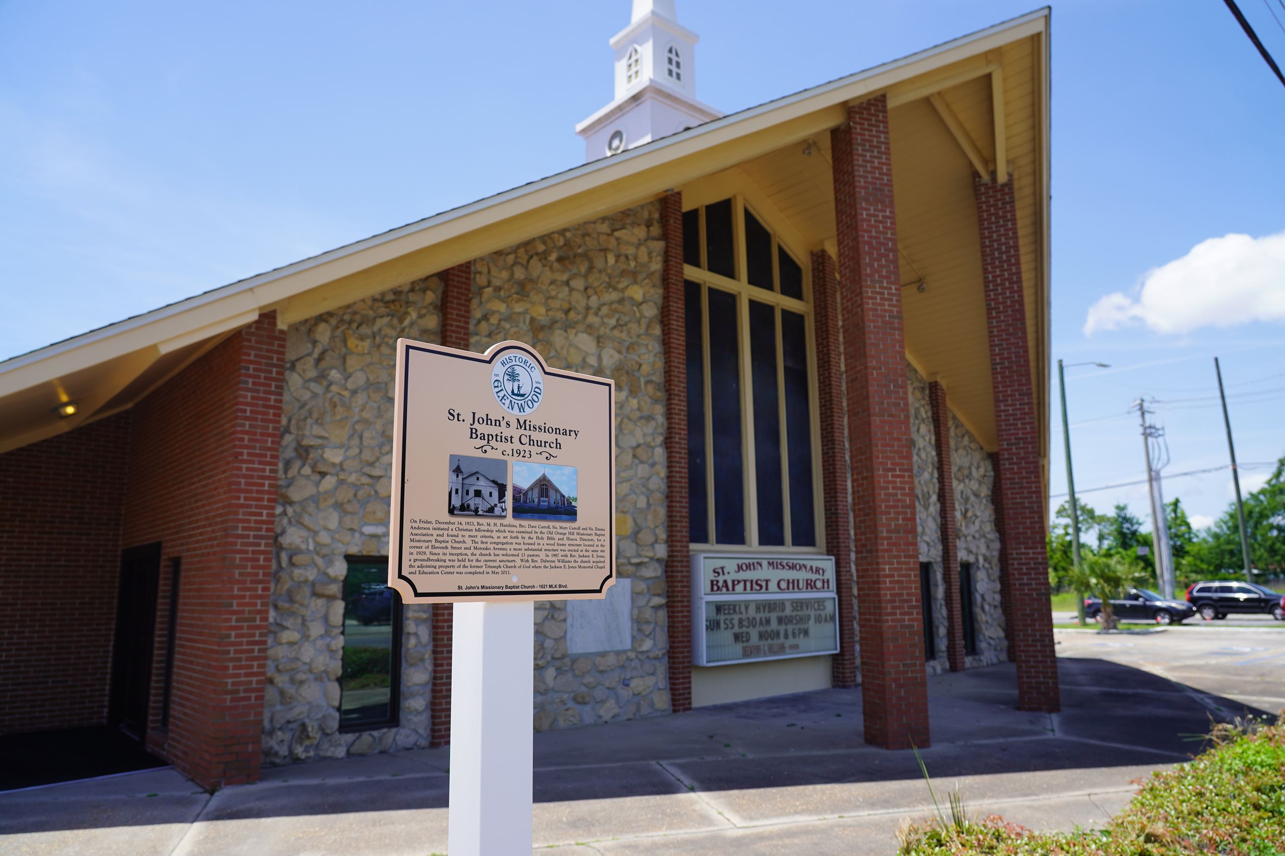 Glenwood Historical Signs